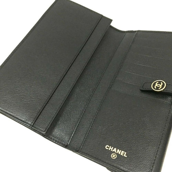 100% Auth CHANEL Coco Button CC Bifold Wallet - Picture 6 of 8
